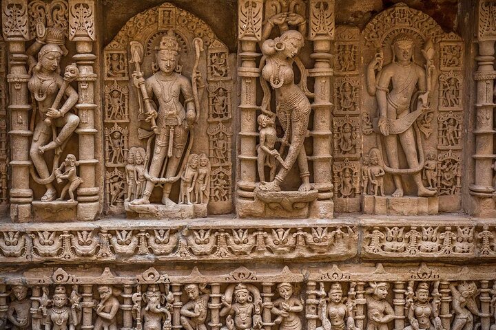 Stepwells of Gujarat: Adalaj and Rani ki Vav Private Tour