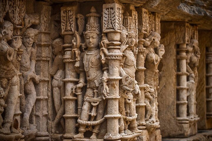 Stepwells of Gujarat: Adalaj and Rani ki Vav Private Tour