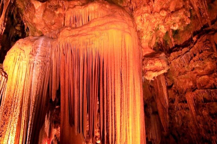 Shenandoah National Park, Luray Caverns Small Group from D.C.