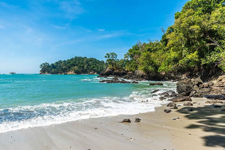Private Transfer From Liberia Airport To Playa Samara- Playa Carrillo