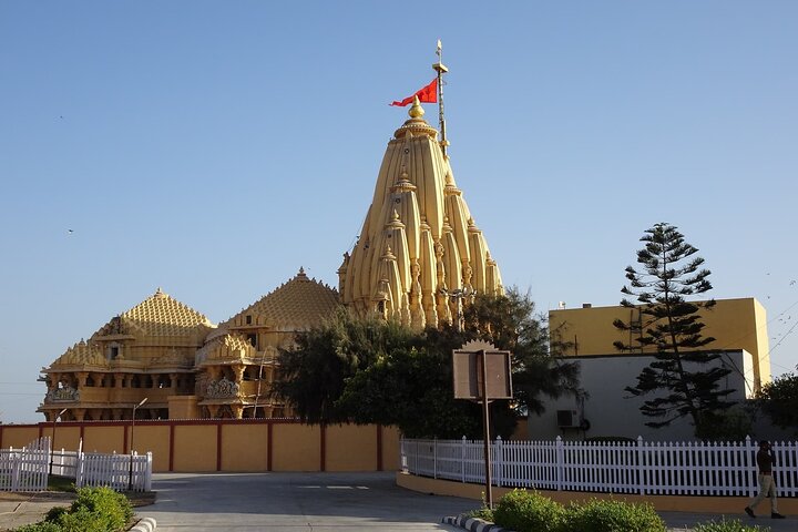 Historical and Spiritual Sojourn: Rajkot to Somnath Tour