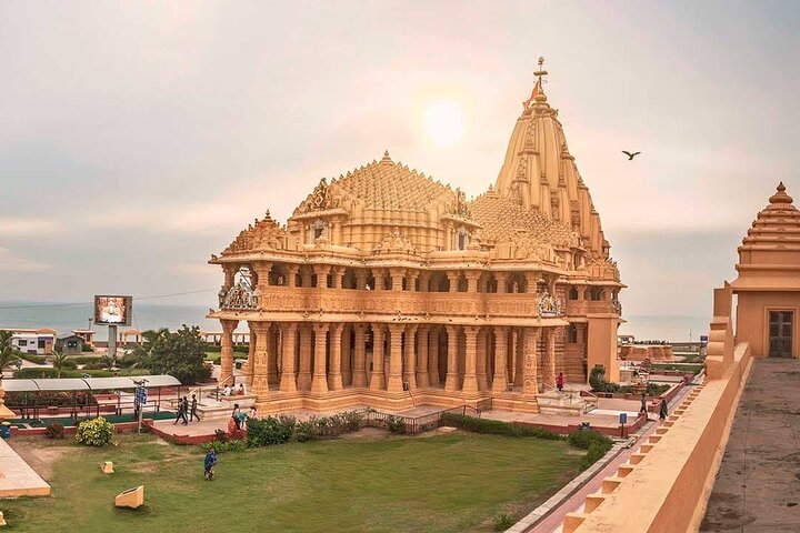 Historical and Spiritual Sojourn: Rajkot to Somnath Tour