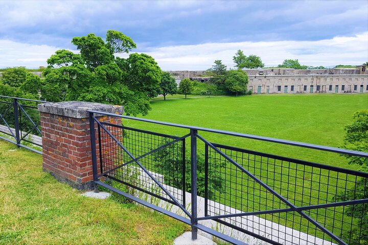 Massachusetts Self-Guided Audio Tour Bundle: 10+ Tours
