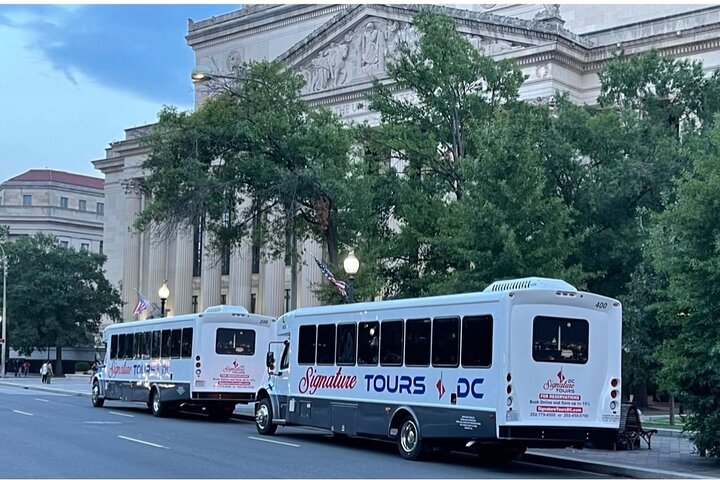 DC in a Day: 10+ Monuments, Boat Cruise, National Mall, Tickets
