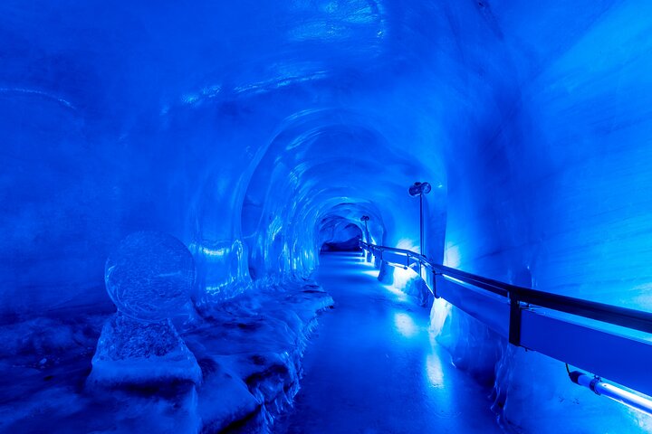 Mount Titlis Half-Day Trip from Lucerne
