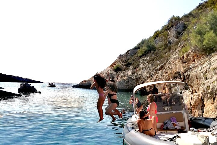 Blue Cave & Hvar, 5 Islands Speedboat with Luxury Seats in Shade