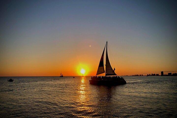 Dolphin Sunset Cruise in Panama City Beach on the "Island Time"