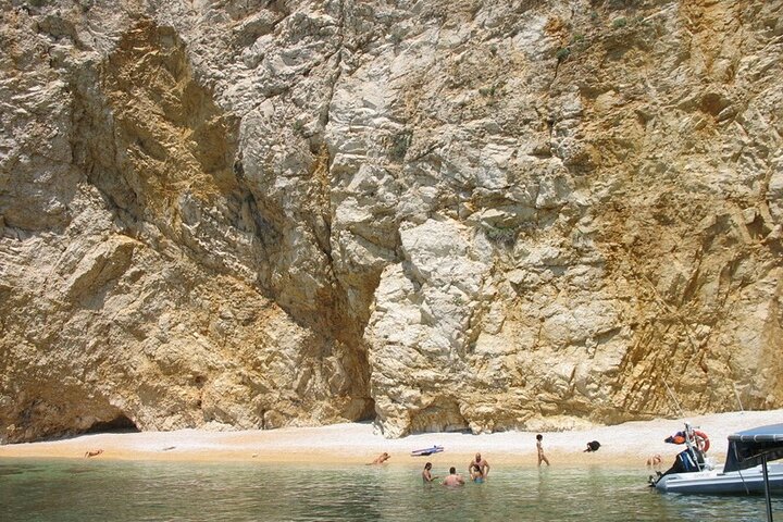 Taxi boat Kormat-5 hour half day tour from Punat