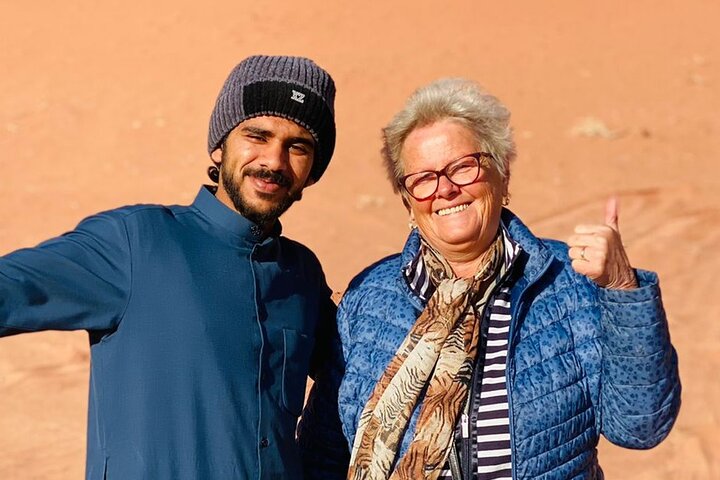 Full Day Jeep Tour & Traditional Lunch - Wadi Rum Desert Highlights