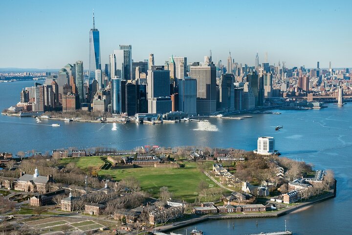 The Manhattan Helicopter Tour of New York