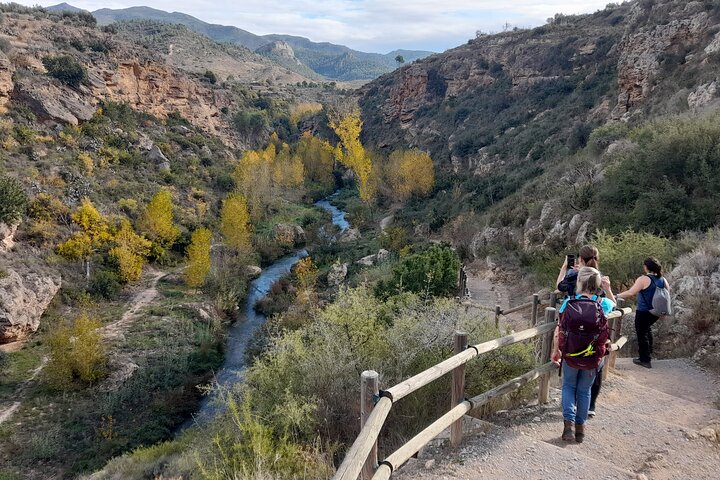 Hike to the Roman aqueduct Peña Cortada