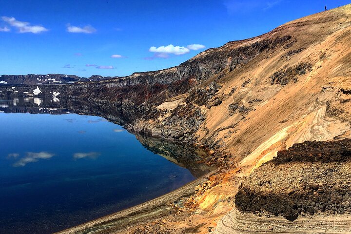 Private Askja Caldera and Viti Crater 4x4 Tour from Lake Myvatn
