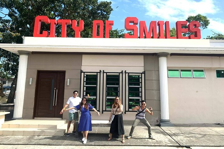 Bacolod Half Day Tour with The Ruins and Chicken Inasal Lunch