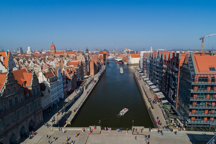Cruises on the Motlawa River by a luxury catamaran - Gdańsk from the water side