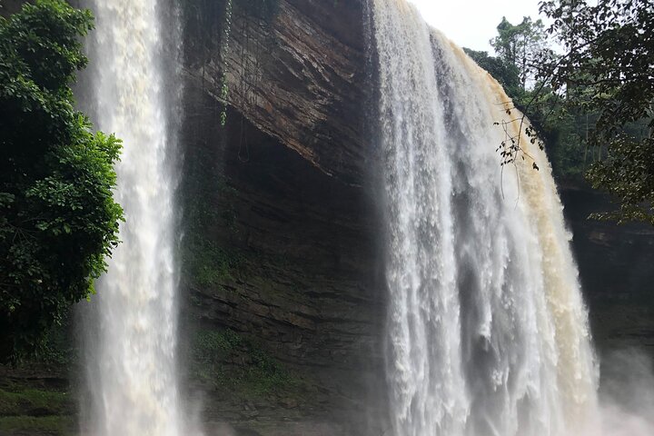 Waterfalls, Aburi Botanical Gardens & a Cocoa Farm Experience.