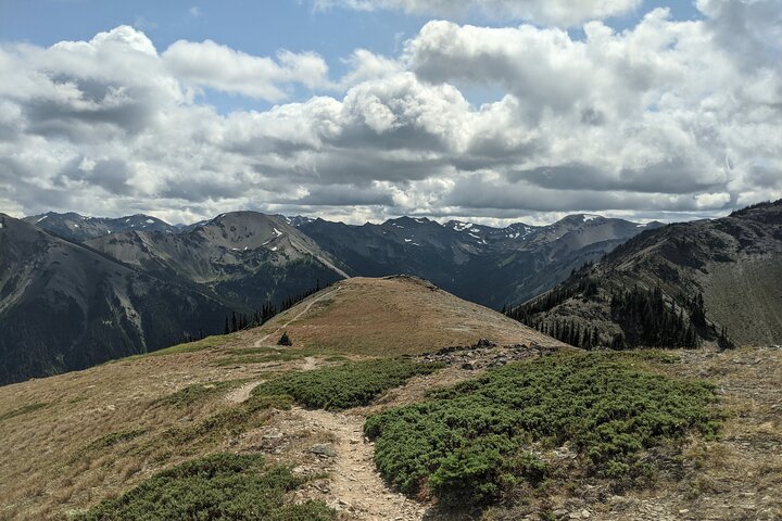 Private Day Hike to Maiden Peak