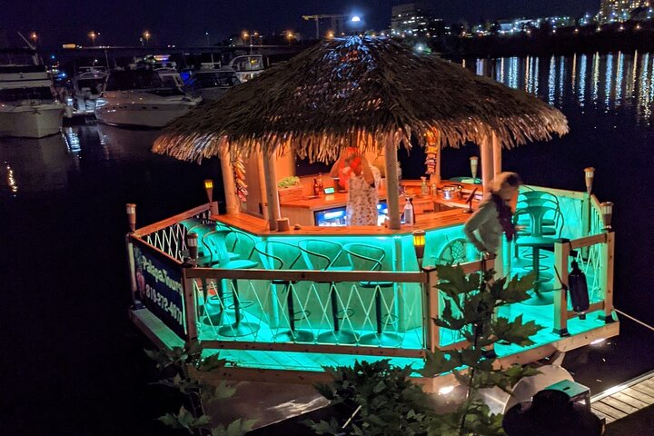 Lilo Floating Tiki Bar on the Ottawa River (Gatineau Pickup)