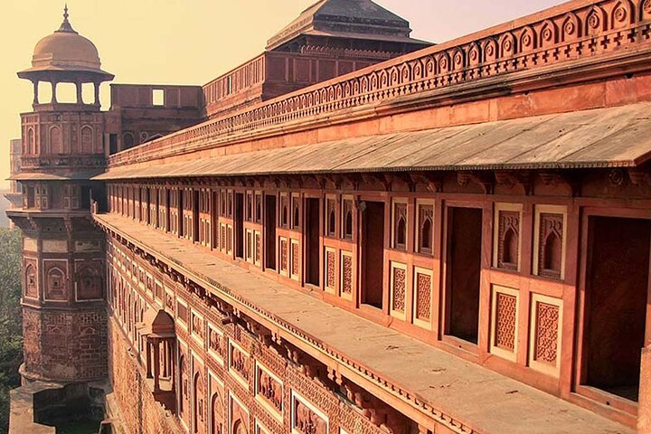 Same day Taj Mahal memorable Agra tour from Delhi
