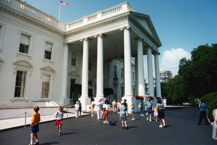 Private DC Day and Night Limousine Tours