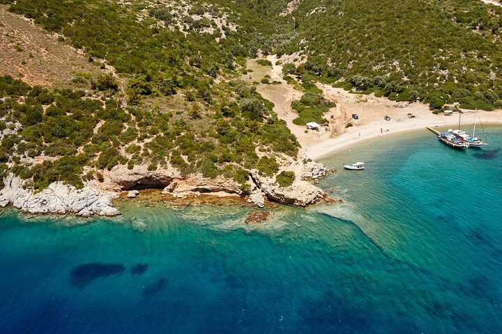 Bodrum Private Luxury Gulet Cruise – Swim, Lunch, Hidden Bays