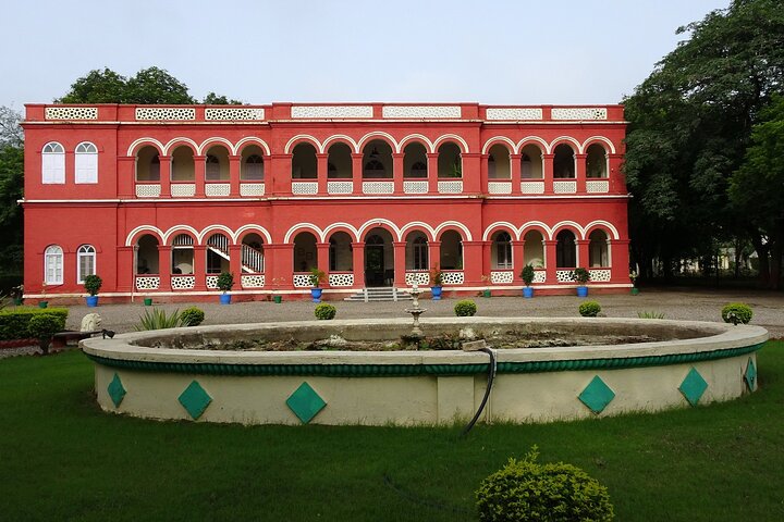Royal Heritage: Rajkot to Gondal, Junagadh & Girnar Hill Day Trip