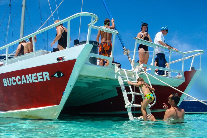Starfish Point, Stingray City-Sandbar & Coral Gardens