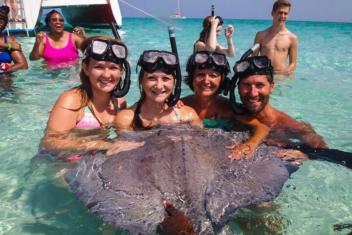 Starfish Point, Stingray City-Sandbar & Coral Gardens