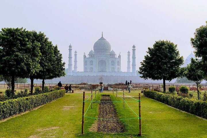From Goa - Overnight Taj Mahal Agra Private Tour by Return Flights
