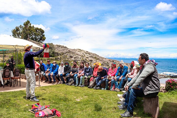 Full Day Tour Uros and Taquile Islands (Speed Boat)