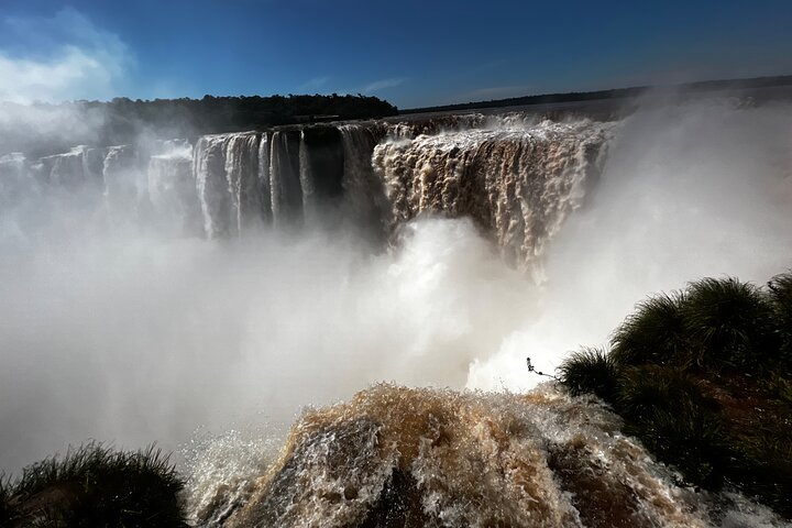 Private Tour Iguazú Waterfalls Argentina + Tri-Country Corner