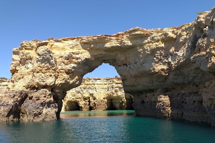 Tour to Benagil Caves and Coastline in Albufeira