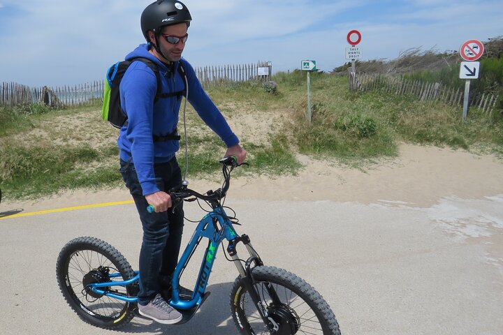 1H30 circuit on an all-terrain electric scooter guided by GPS