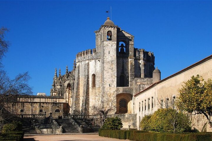 Ourém, Tomar and Almourol Castle Full Day Private Tour from the West