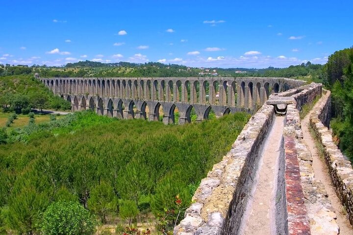 Ourém, Tomar and Almourol Castle Full Day Private Tour from the West