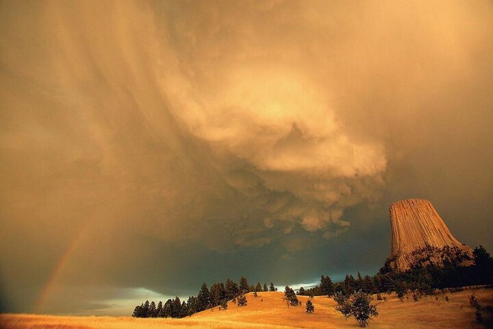 Devil's Tower & Deadwood with Spearfish Canyon Picnic