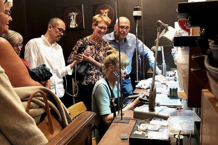 Private Antwerp's Diamonds and Jewellery Old City Center Historic Tour