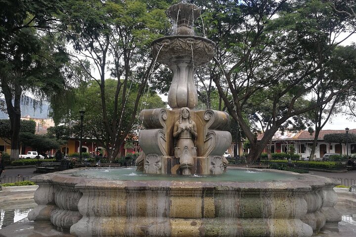 Private tour to Antigua Guatemala from Quetzal Port
