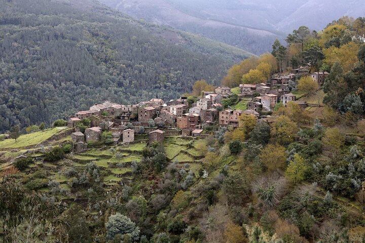 Lousã and Schist Villages Full Day Private Tour from the West