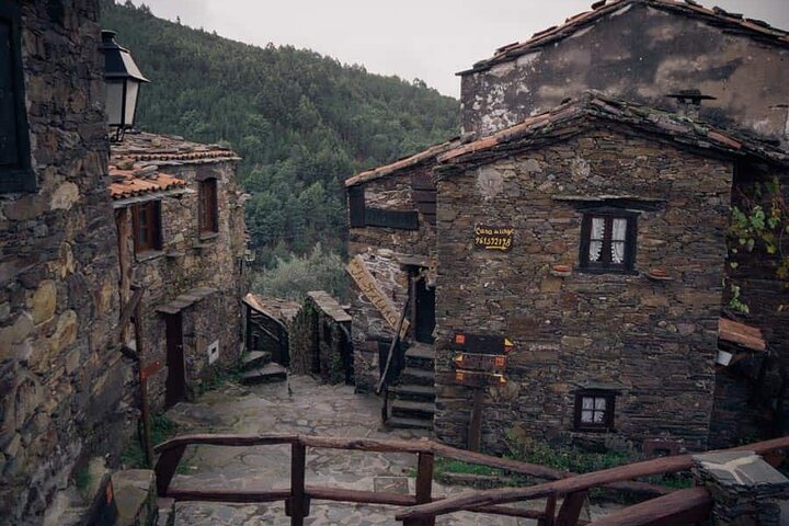 Lousã and Schist Villages Full Day Private Tour from the West