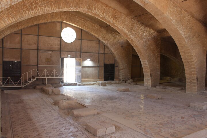 Private Walking Tour in Madaba with Local Guide