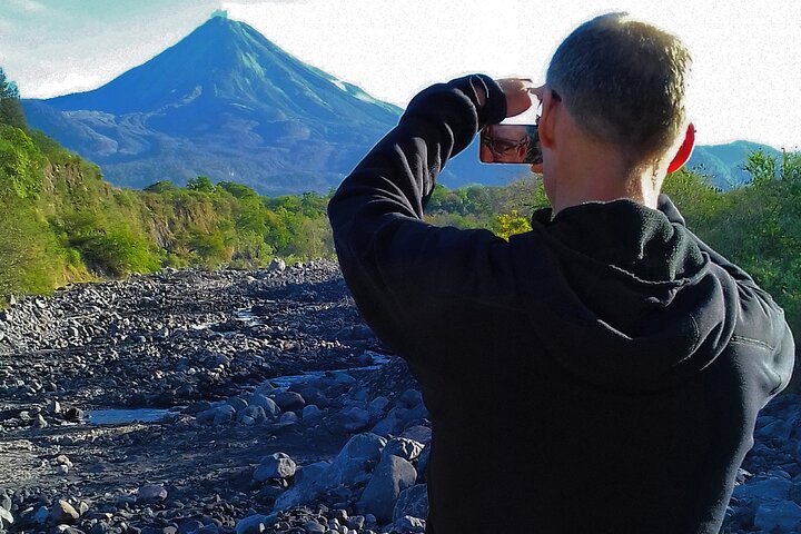 Colima Volcano Birdwatching Tour
