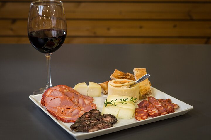Wine and Regional Products Tasting Half Day Private Experience