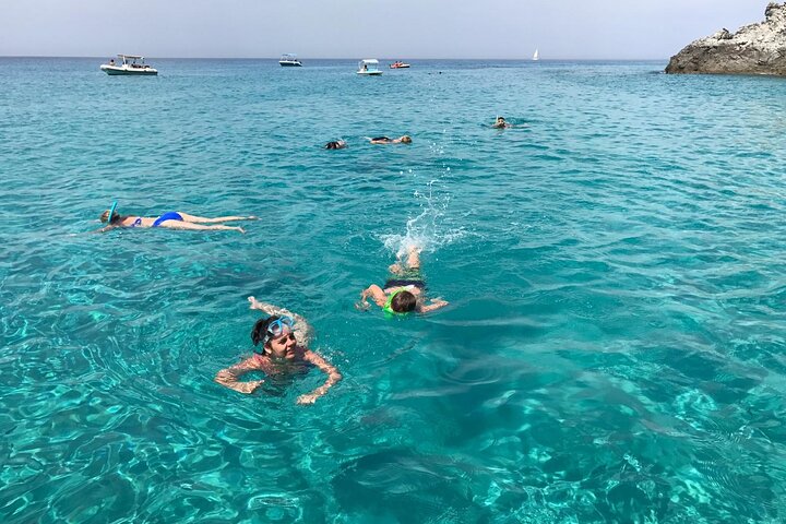 private tour with skipper from Tropea to Capo Vaticano with aperitif