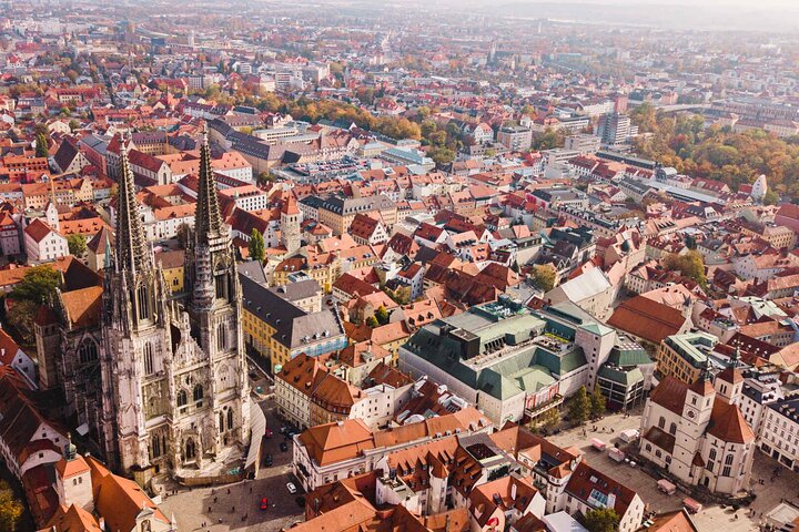 Regensburg to Prague Private Transfer