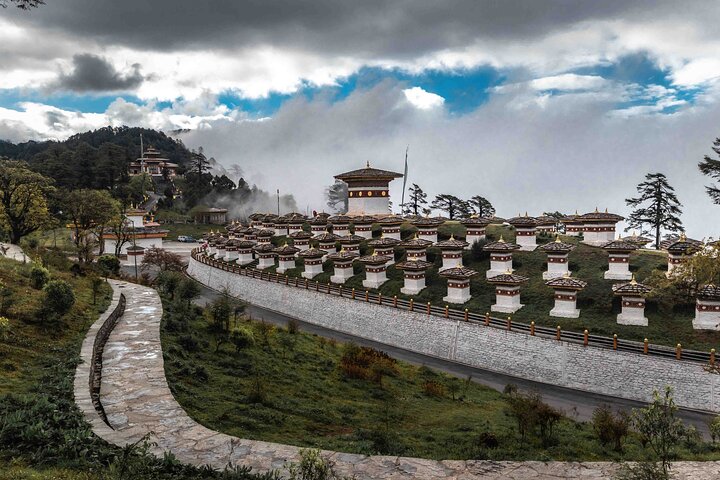 Bhutan Cultural Tour: 7 Days Private All-Inclusive Package