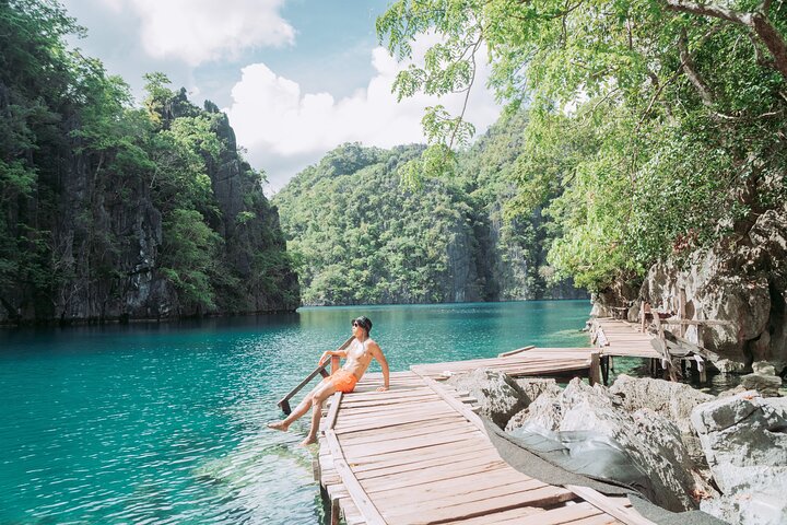 Coron Island Hopping Tour: via Private Speedboat