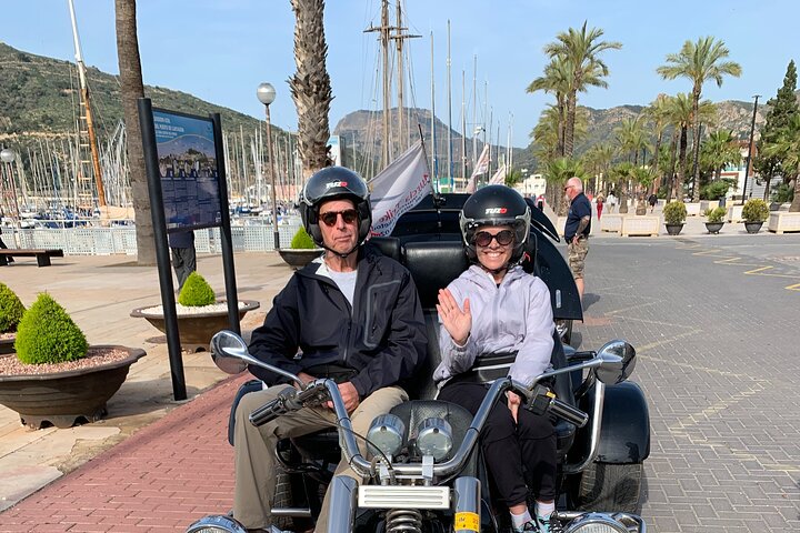 Luxury Rewaco Trike "The Fun In The Sun Tour" - (3 hours, Min of 2 Passengers)