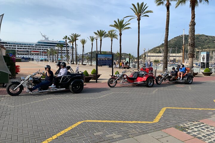 Luxury Rewaco Trike "The Fun In The Sun Tour" - (3 hours, Min of 2 Passengers)