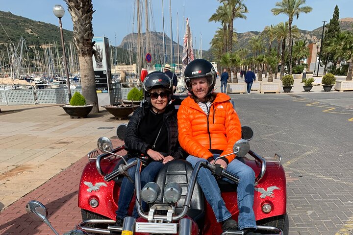 Luxury Rewaco Trike "The Fun In The Sun Tour" - (3 hours, Min of 2 Passengers)