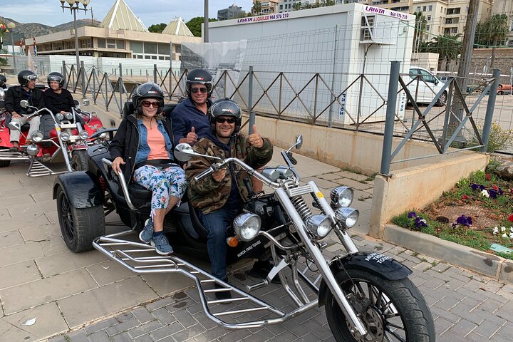 Luxury Rewaco Trike "The Fun In The Sun Tour" - (3 hours, Min of 2 Passengers)